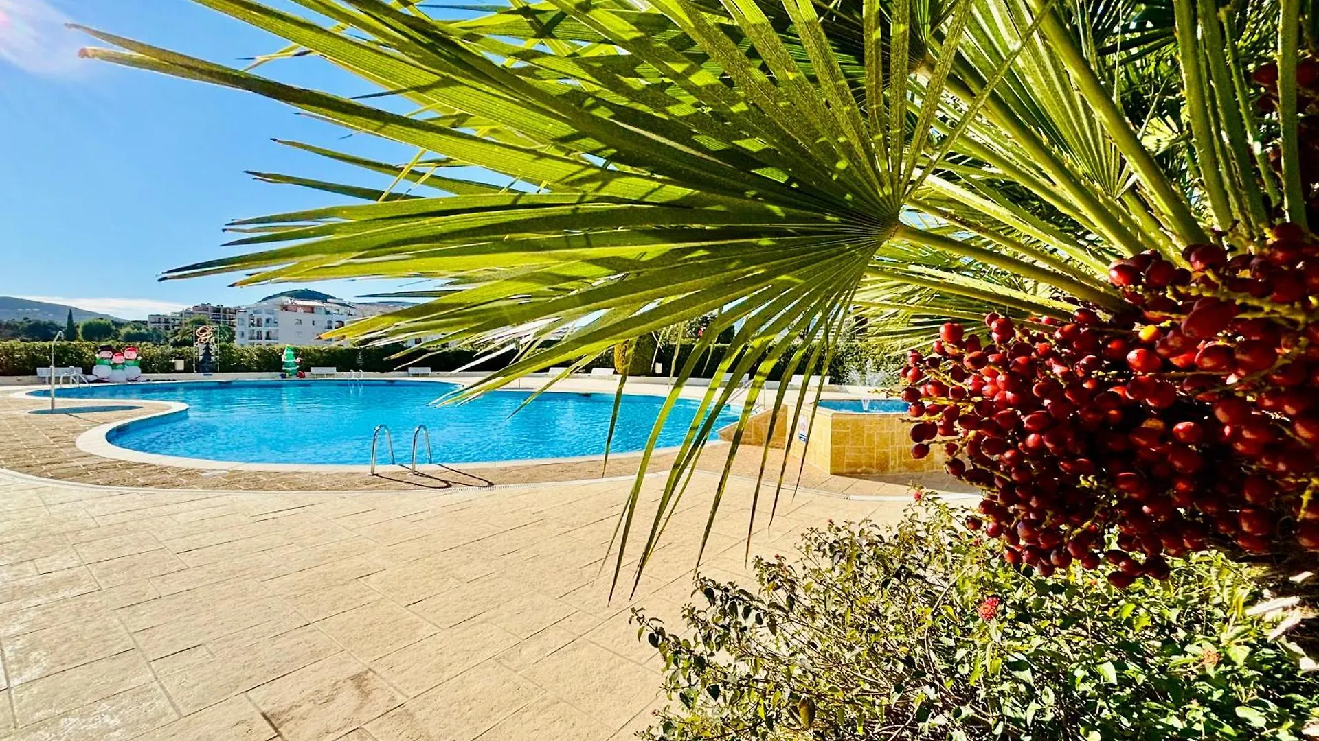 Villa Somptueux 3 pièces vue sur piscine à Mandelieu Hébergement de vacances